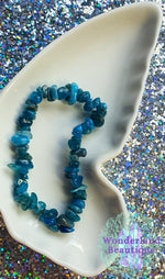 Load image into Gallery viewer, Apatite Chip Bracelet
