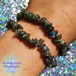 Wonderland Beautique - Labradorite Chip Bracelet