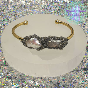 Wonderland Beautique - Pearl Quartz Cuff Bracelet