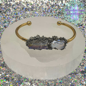 Wonderland Beautique - Pearl Quartz Cuff Bracelet