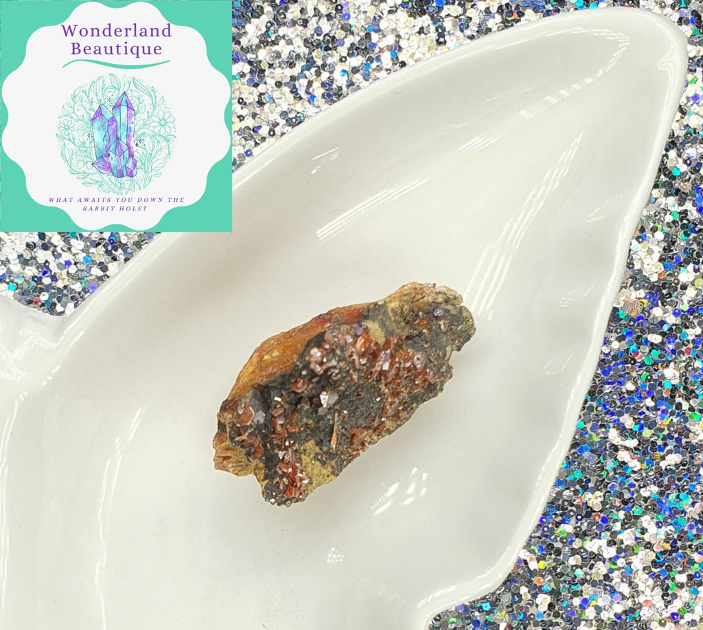 Wonderland Beautique - Vanadinite Raw