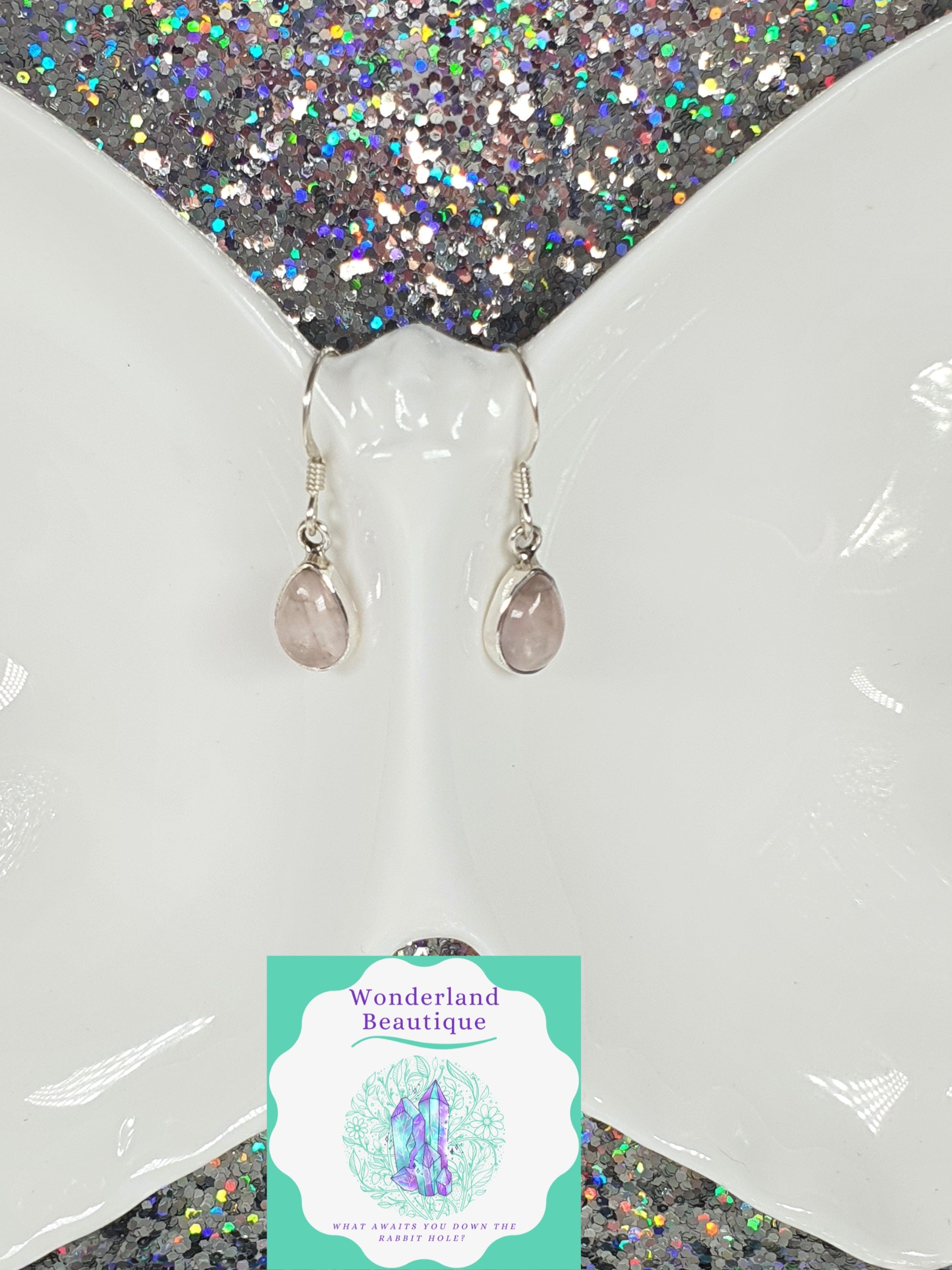 Wonderland Beautique - Teardrop Rose Quartz Earrings (Med)