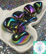 Load image into Gallery viewer, Wonderland Beautique - Titanium Aura Medium Tumblestone
