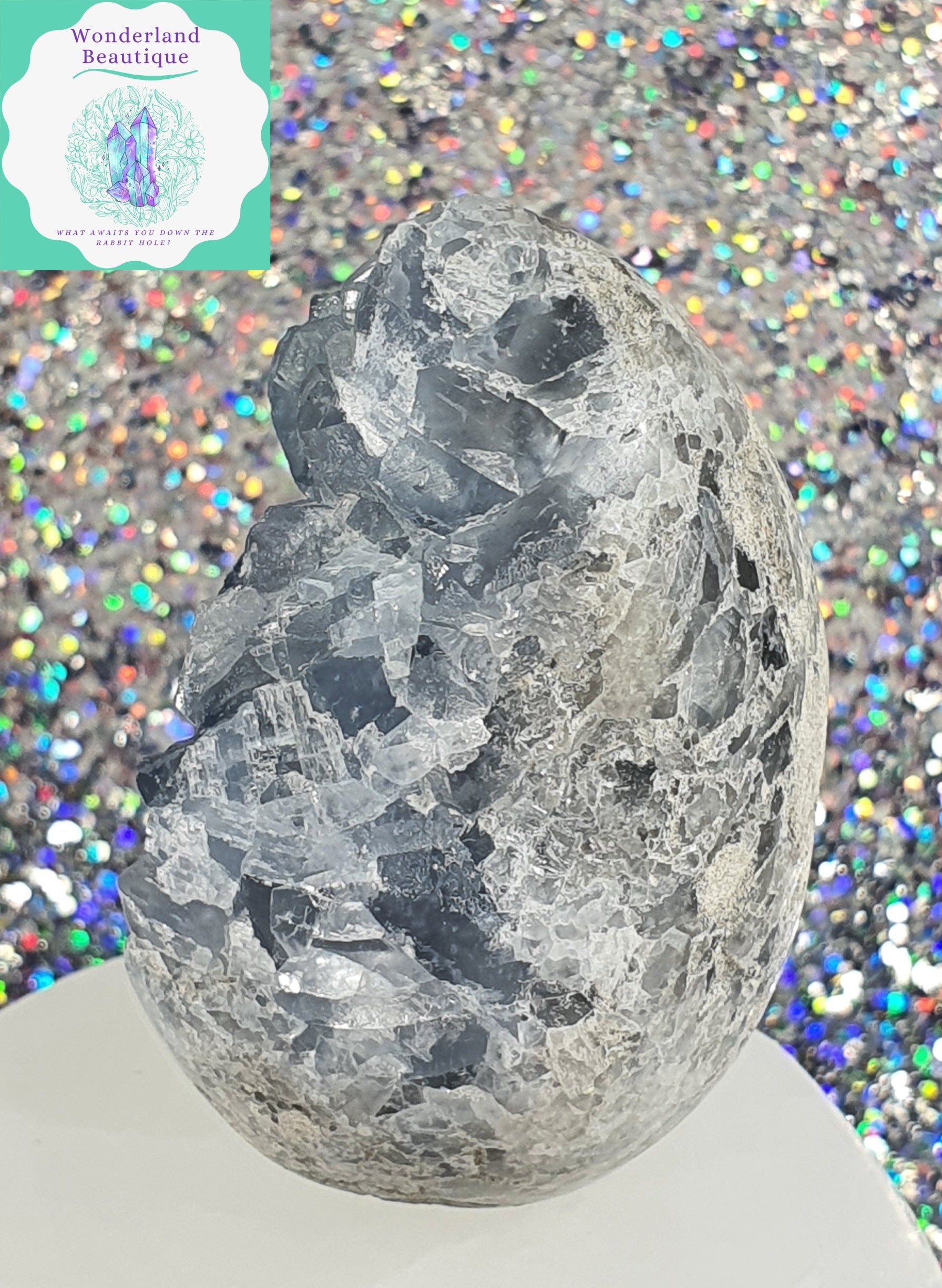 Wonderland Beautique - Celestite Druzy Egg