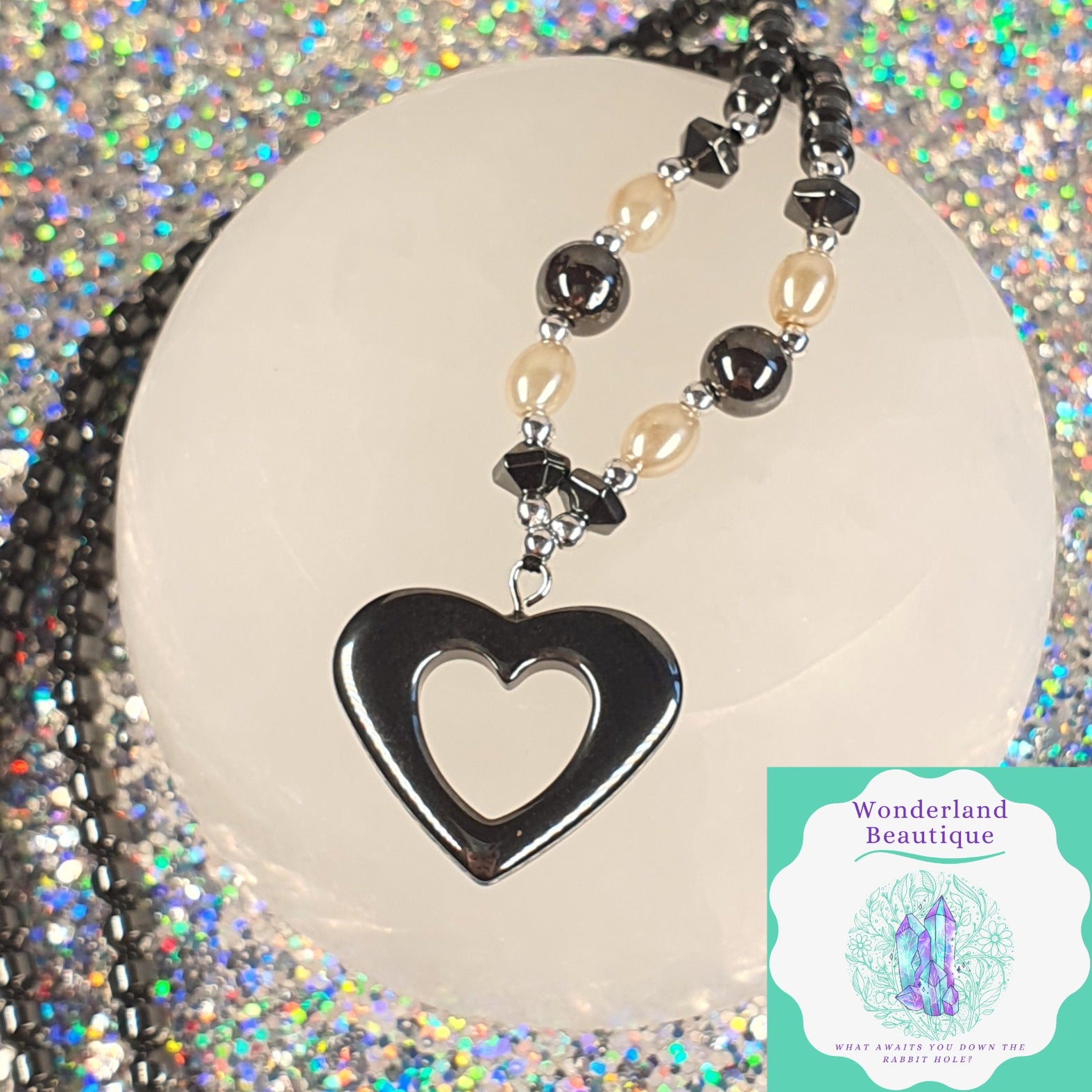 Wonderland Beautique - Hematite Combination Necklace 18"