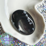 Load image into Gallery viewer, Wonderland Beautique - Snowflake Obsidian Thumbstone
