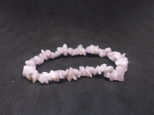 Wonderland Beautique - Kunzite Chip Bracelet