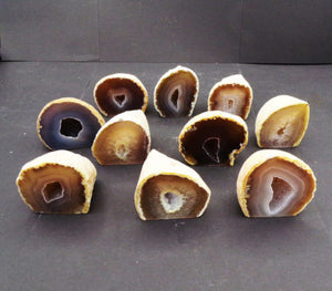 Agate Geode (100g-150g).