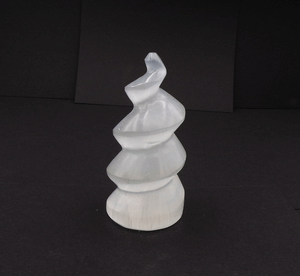 Wonderland Beautique - Selenite Spiral Horn